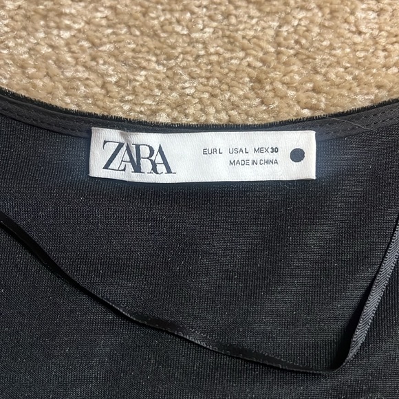 Zara Velvet Button Long Sleeve Shoulder Pad Dress - Picture 4 of 14